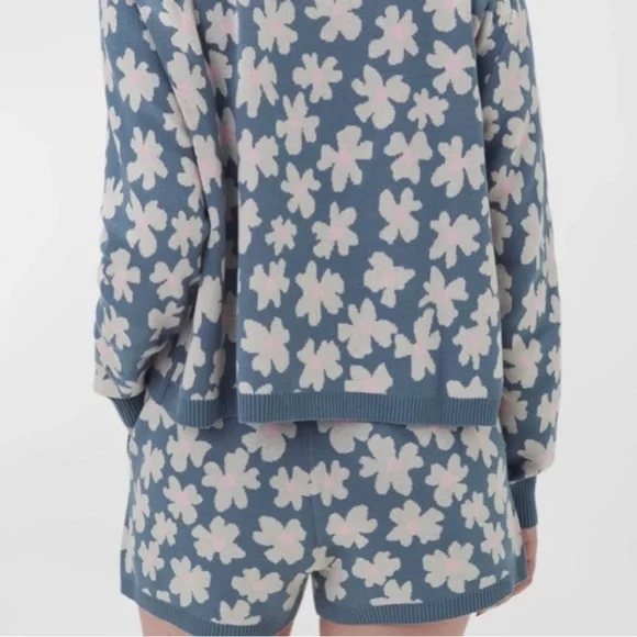 SPIRITUAL GANGSTER SET FLORAL JACQUARD RAGLAN SWEATER SHORT SIZE XS EUC - Picture 3 of 7